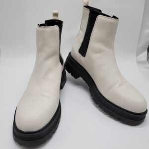 Marc Fisher Pirro Boots Womens 7.5M White Chunky Platform Chelsea Lug Sole